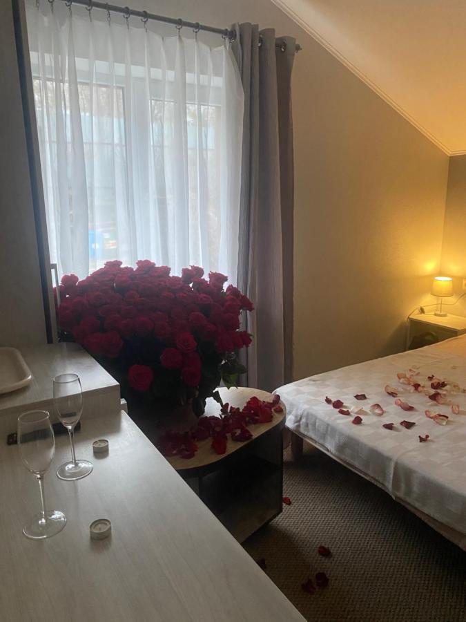 Guest House Olzhycha 45 Б Kiev Eksteriør billede