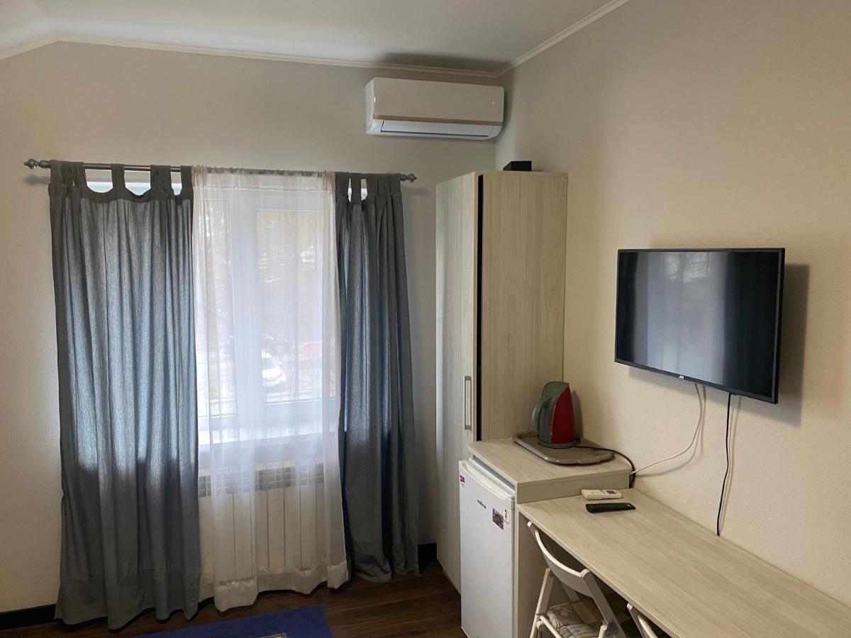 Guest House Olzhycha 45 Б Kiev Eksteriør billede